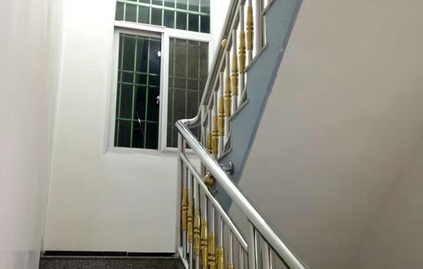 开元网页版楼梯装饰